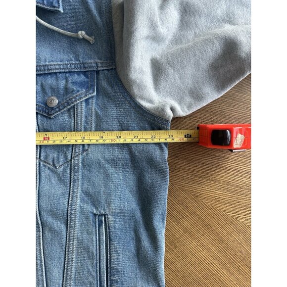 NEW Mens M Levis Hybrid Hoodie Trucker Jacket Blue Gray Relaxed Fit Long Sleeve - Picture 7 of 9